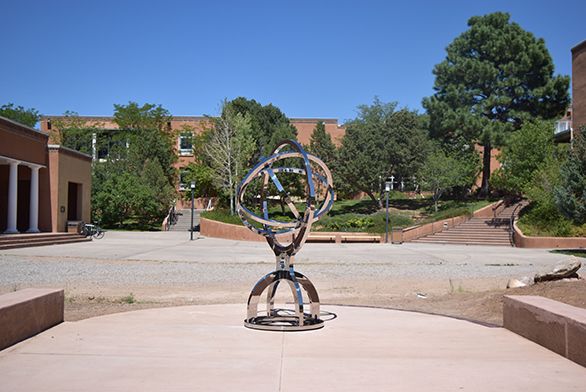 Armillary_Sphere_on_Santa_Fe_campus.jpg