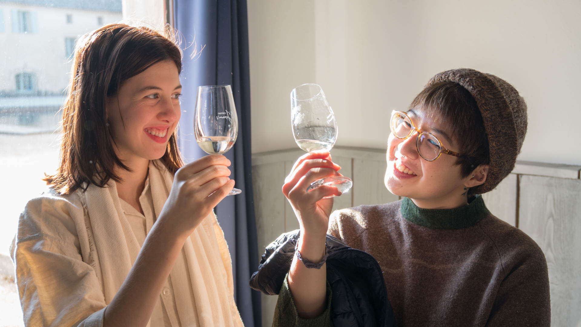 Wine tasting study abroad students Rowan Sinclair-Gregg and Jae-Yoon Shin