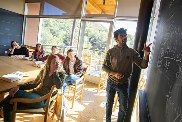 SJC_2022_Undergrad_Seminar_for_Admissions-8957.jpg