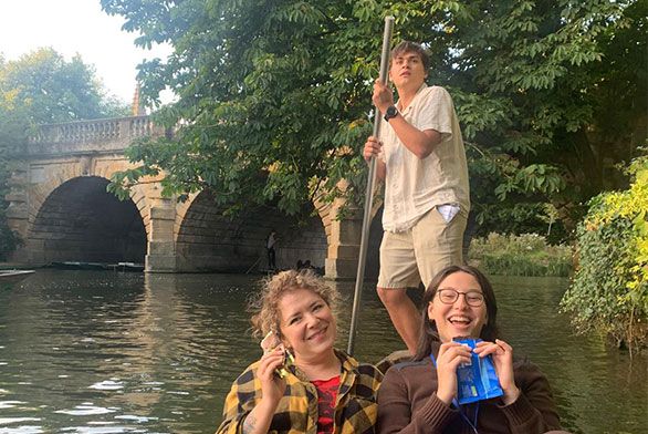 St-Johns-College-Oxford-Exchange-River-Boating.jpg