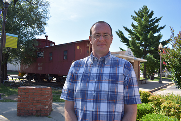 Daryl Breithaupt (SF13, EC14) is a substitute teacher in his hometown of Rogers, Arkansas.