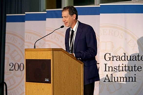 Jason Viseltear speaks during Homecoming in Santa Fe.