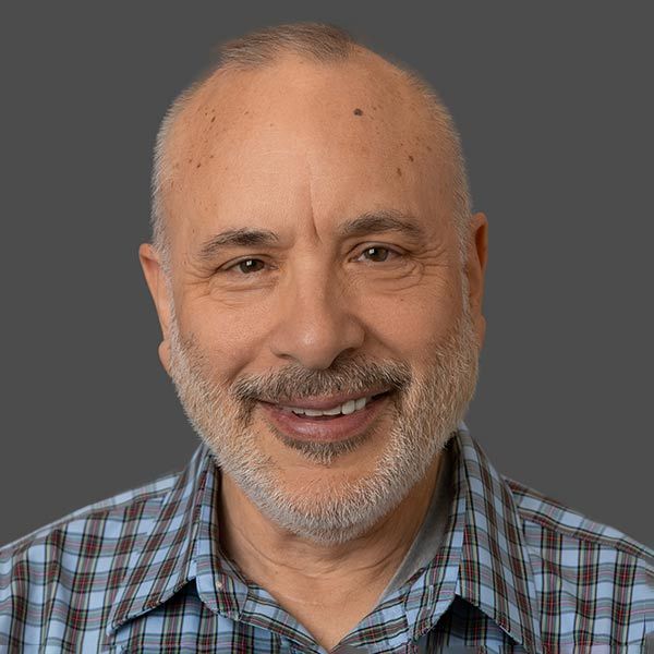 Daniel J. Raizen